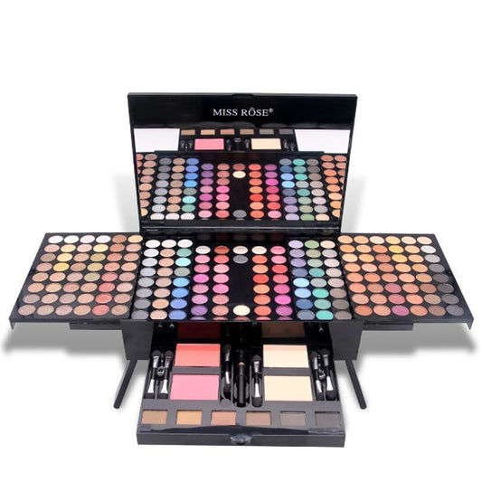 ULTIMATE MAKEUP SET